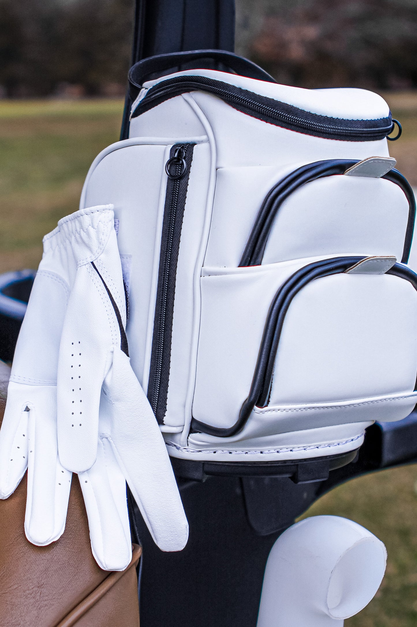 LIFT Golf Gear with golf glove